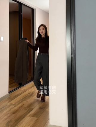 #休闲时尚穿搭 #简约穿搭 #宽松版型#洋气减龄 #九分山本裤