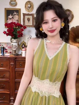 #这也太好看了 #出游穿搭 #显瘦连衣裙 #轻奢女装 #精致穿搭