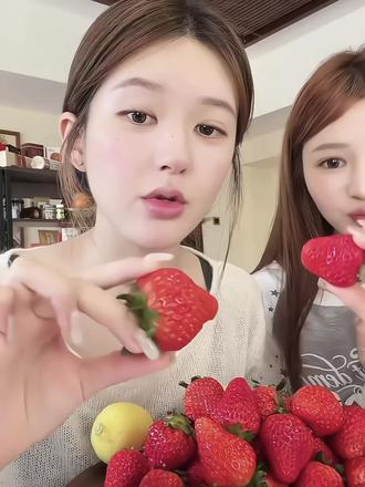 露思:马年从头红到尾,又香又甜的四川草莓🍓.一口一个!#露思推荐#露思直播推荐