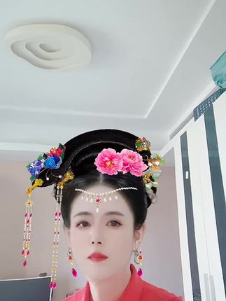 红楼梦中梦难醒,千古绝唱千古情。