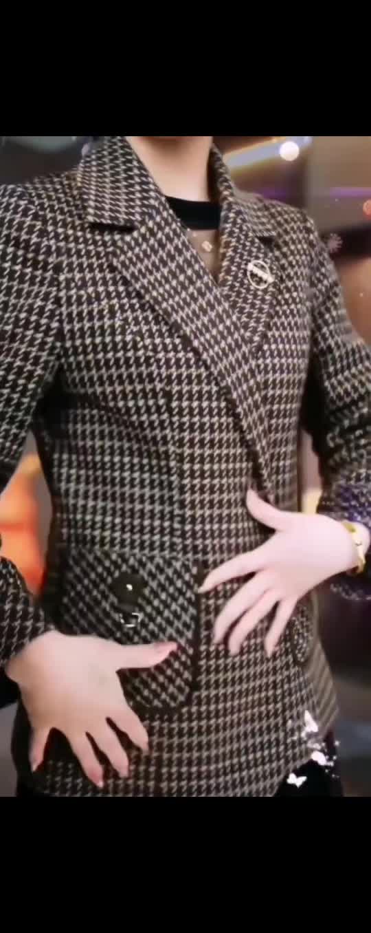 21013女士春秋小西装外套2025新款气质修身显瘦妈妈秋装西服上衣@抖加🔥上热门🔥dou+🔥热点宝 @DOU+小助手