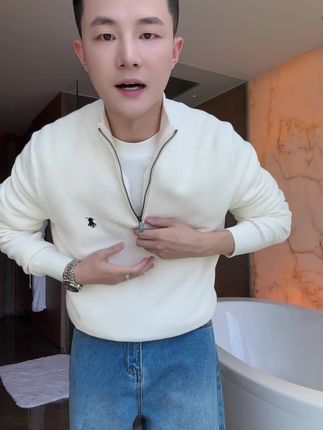 又到了穿白毛衣和蓝牛夏季的季节~#牛仔裤男