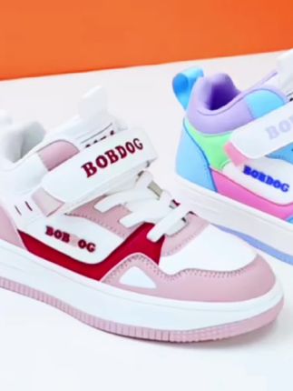 Bobdog/巴布豆女童板鞋2025春秋款皮面防水儿童休闲鞋女孩运动鞋