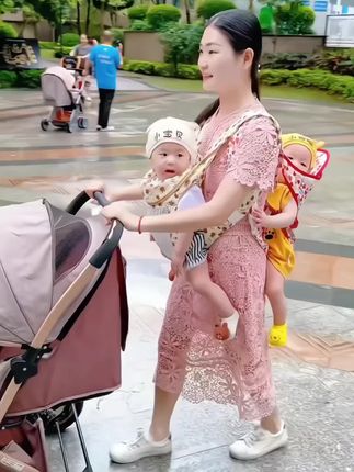 婴儿背带宝宝横抱前后两用新生儿夏季外出背娃神器解放双手#婴儿背带 #宝宝背带 #新生儿背带 #背娃神器