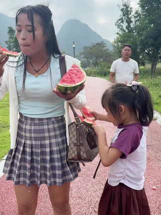 #原创视频 #传递正能量好人一生平安 #心善美女好人一生平安 #家人们鼓励一下这个孩子吧 #正能量传递好人一生平安