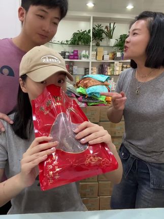 牛蹄筋吃饭 下酒真的不错哦又方便