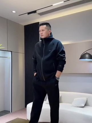 秋冬季男士简约时尚休闲百搭运动连帽开衫两件套- #男士休闲外套 #男士运动裤 #男士休闲裤子 #男士秋冬外套 #男士运动套装推荐
