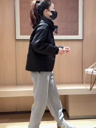 运动裤女春秋款灰色休闲裤子宽松百搭冬季加绒束脚通勤小个子卫裤#休闲裤 #百搭裤子 #显高显瘦显腿长 #百搭神裤 #日常穿搭