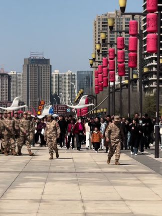 有一种离别叫送儿当兵#新兵入伍季