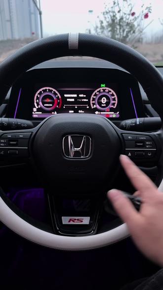 提了本田的车友,你们锁车蜂鸣声打开了吗?打开之后锁车和解锁都会闪灯和蜂鸣声提示,非常的实用#本田 #锁车鸣笛 #用车技巧 #广汽本田 #用车知识