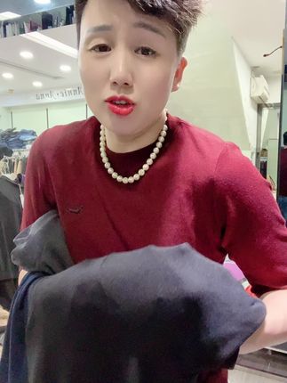 人生之苦,苦在执着,人生之难,难在放下!#谢谢亲人们一路支持 #穿搭 #新款上新