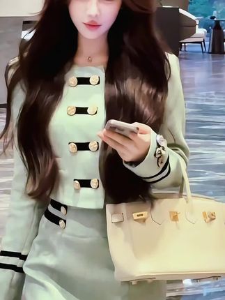 法式气质轻奢时尚夏季修身收腰春秋通勤日常套装#抖音商城闪亮的大牌 #抖音国货 #时尚穿搭 #谁穿谁好看 #穿出自己的风格