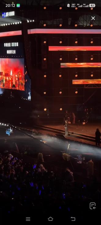 姚晓棠《关于你》
#娄底 #拼盘演唱会