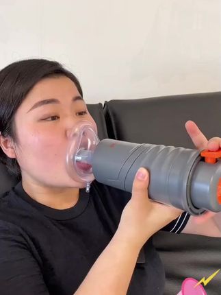 家里有小孩的,一定要备上关键时候能救命。就和灭火器一样,可能用不上但是得有!#防噎仪 #海姆立克 #海姆立克仪 #儿童安全 #海姆立克急救法