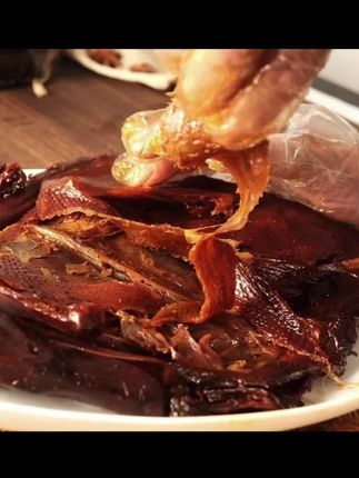江西酱板鸭正宗向塘机务段板鸭手撕风干鸭子小吃零食特产550克/只#酱板鸭 #江西酱板鸭 #正宗酱板鸭 #手撕酱板鸭 #麻辣酱板鸭
