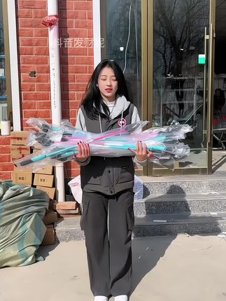 #打窝勺 #冰蓝粉打窝勺 #抛线器 #渔具用品 #碳素浮水打窝勺