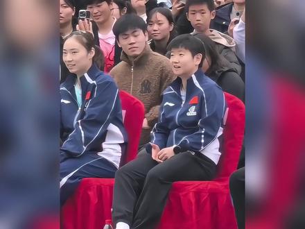 孙颖莎 萌系校园行甜度拉满 #孙颖莎