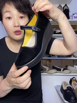 老北京工作鞋黑色高跟酒店鞋广场舞蹈鞋防滑加厚妈妈鞋单鞋#透气舒适不臭脚 #脚宽脚胖都可以 #软底软面穿上超舒服 #源头实力厂家 #超便宜超划算