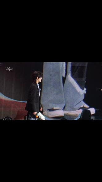 就这样笑的像打了胜仗的将军
#云旗#郝熠然 #高嘉辉 #全世界安利 #婚礼现场