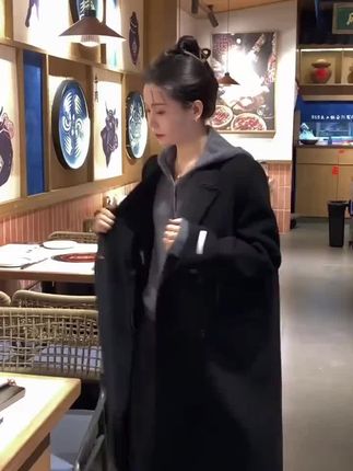 芯娇晴灰色慵懒风连帽长袖针织毛衣女款2025新款冬季宽松内搭上衣#高级感穿搭 #慵懒风穿搭 #温柔穿搭 #简约穿搭 #优雅气质