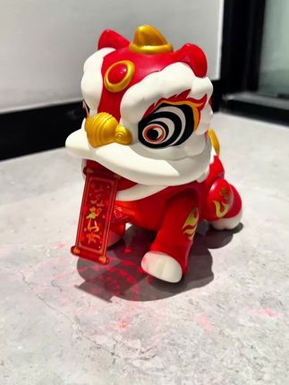 老公挑的玩具成功吸引孩子的注意力,从白天玩到天黑,不吵闹也不找我。