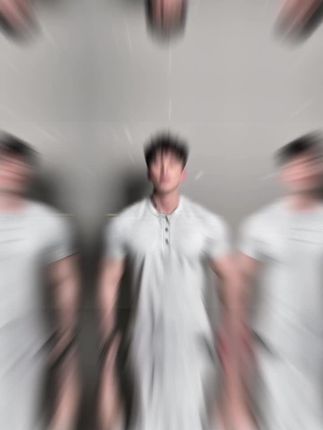 这件短袖不仅仅是件衣服,更是为瘦型身材量身定制的修身利器!#健身穿搭 #ootd穿搭 #短袖t恤 #男生穿搭 #谁穿谁好看