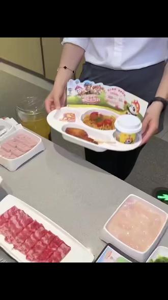 真夯!!海底捞汪汪队联名亲子大餐!#汪汪队报到快乐全捞到 #来海底捞过六一#汪汪天团集结海底捞 #我是热点劳模 #五一假期MVP结算