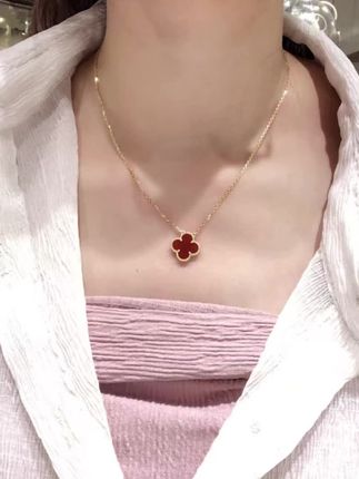 钛钢项链 qingjian/轻简 四叶草项链 轻奢简约双面百搭 #项链 #钛钢项链 #百搭项链 #轻奢项链高级感 #四叶草项链