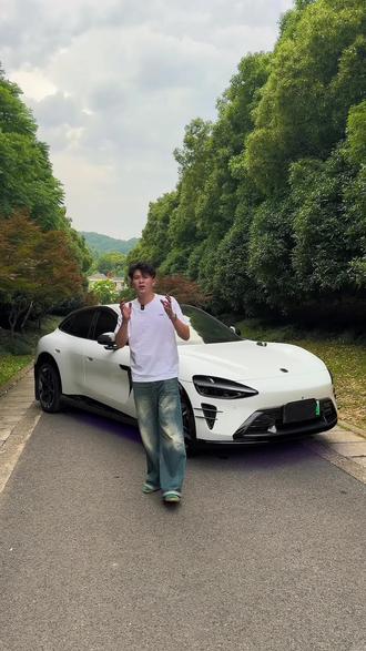 新车落地40➕的yu7max,你们见过吗?#小米yu7 #yu7max #yu7GT #年轻人的第一台车 #dou是好车