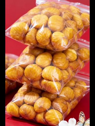 半价抢40袋的快乐谁懂啊!即食板栗仁也太绝了,每颗都软糯香甜,开袋就能吃,不管是自己解馋、追剧当零嘴,还是给老人小孩当点心都超合适,这波囤货值爆了~ #半价抢板栗 #即食板栗仁 #软糯香甜零食 #老少皆宜零食 #休闲解馋小食