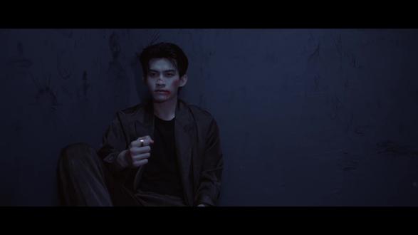 樊总,今天太伤心了,替他难过😫#吾滴岸 #tomyshore #无暗 @云旗Yunqi