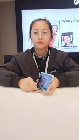 🌲三星小课堂
~Z Flip5 外屏壁纸设置