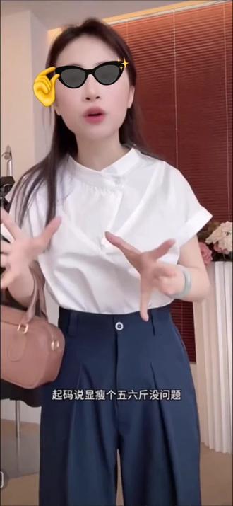法式小资白衬衫 白色短袖衬衫女款2026新款夏季女士不规则法式小资漂亮上衣衬衣服#白衬衫 #穿搭 #穿搭分享 #气质穿搭 @DOU+上热门 @抖音小助手
