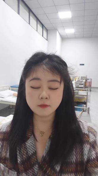 天菩萨!现在学口腔医学还有没有出路?现在成绩不好怎么办?口腔医学技术值得学吗?#口腔医学#口腔医学技术 #想学医找谭老师#初三考不上高中怎么办