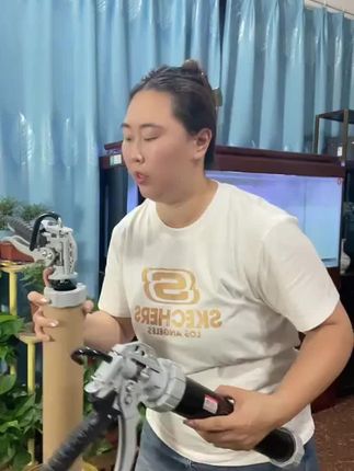 新款升级轴承两用胶枪加厚省力自动断胶通用型硅胶结构胶神器通用#五金工具 #抖音推广 #高性能实用工具 #专业工具 #高效率五金工具