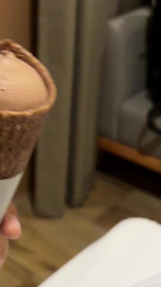 【真实测评】最近超火的俄罗斯大蛋筒冰淇淋🍦买来啦!好懊恼为什么我前几年都对它视而不见😣!!!
#冰淇淋测评 #俄罗斯大蛋筒 #真实生活分享计划