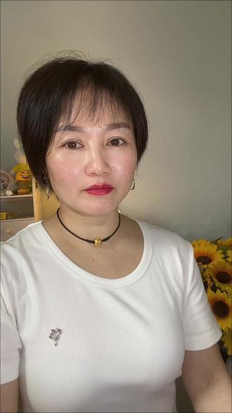 看破不说破,才是真聪明 真正的城府是什么?说白了,就是明知对方有错,却不当场点破。看破不说破,看穿不拆穿。水至清则无鱼,给别人留余地,就是给自己积福德。但更关键的是——知道对谁看破不说破,对谁必须当面说清楚,这才叫真聪明。只会一概沉默的,那是老好人,不是有城府。#城府 #看破不说破 #高情商 #人性 #强者思维