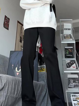 根本没有想到随手买的一件牛仔裤上身这么帅#牛仔裤 #牛仔裤搭配 #牛仔裤穿搭 #男士牛仔裤 #直筒裤