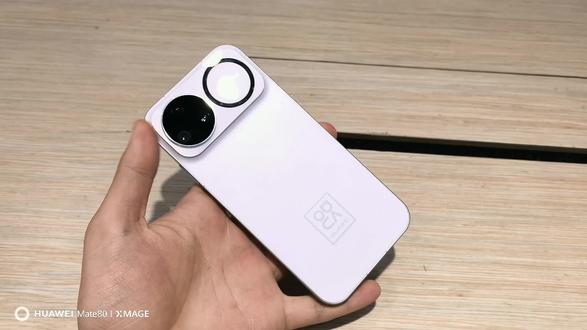 一键沾色
#华为nova15 #鸿蒙越用越香 #HarmonyOS6 #华为手机 #芯片