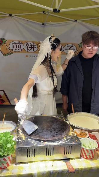 煎饼狗子来厦门啦#网红#煎饼 #狗头萝莉