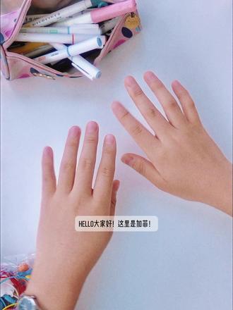 送给朋友们的新年礼物! | 今年依旧准时出炉!但A4的热缩片我是再也不做了哈哈哈哈#手绘 #新年礼物 #圣诞礼物 #丙烯马克笔 #手工