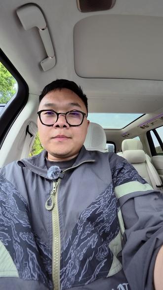 奔驰新款gls gle发布,增加了星标灯,这个外观你喜欢吗 奔驰新款gls gle发布,增加了星标灯,这个外观你喜欢吗。#奔驰 #梅赛德斯奔驰 #奔驰gle #奔驰gls #新车上市