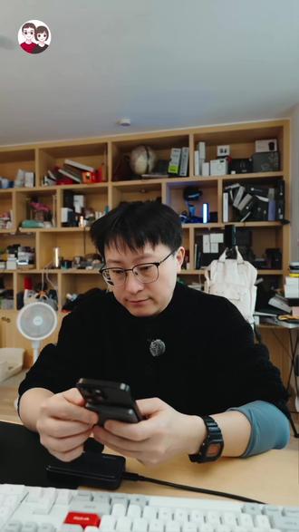 显示器有C口信号输入 就买这个线外接显示器