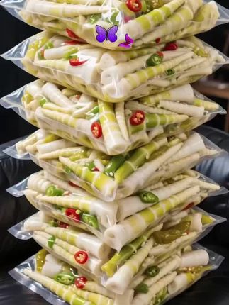 酸辣泡椒脆笋来啦! #酸辣泡椒脆笋 #泡椒笋 #舌尖上的味道 #快来一起尝个鲜