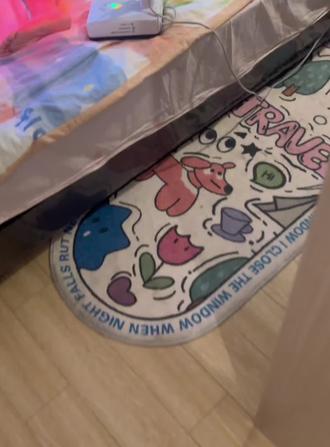 这一百多的灯太好用了,简直跟牛马一样,背疼烤背,腰疼烤腰,孩子最近脚扭伤了,烤了两天就好了 😊
#烤灯 #红外线理疗灯 #远红外理疗仪 #宫寒痛经 #扭伤