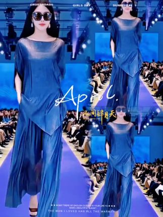 美宝们快给自己安排这套舒服的套装吧!这款衣服是冰感丝质的面料制成的,穿上感觉特别凉爽舒适,整体采用了简约设计风格的,穿起来显得优雅大方,适合各种身材的女性穿,喜欢的姐妹们安排上#高级感时尚套装 #气质女神穿搭 #高级感穿搭 #这也太好看了 #穿出自信穿出美丽