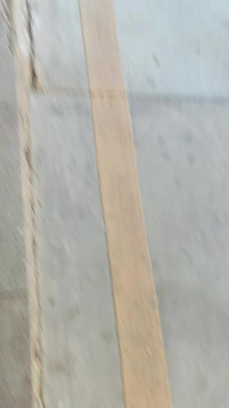 为什么加油站不让给普通塑料桶加油,但是却能给汽车塑料油箱加油 #加油站#加油站禁止给塑料桶加油#热点