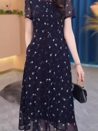 高端精致印花优雅连衣裙2025夏季新款修身显瘦洋气减龄中长款#洋气减龄 #穿出自己的风格 #穿出自信穿出美丽 #美出高级感