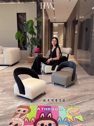 这款溜溜凳到底是谁发明的呀 这也太好用了吧‼️#家居好物 #客厅搭配 #凳子 #好物推荐🔥 #每日分享