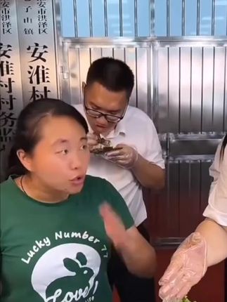 麻辣甲鱼现做现卖#大口吃肉的感觉太爽了 #好吃到停不下来 #麻辣甲鱼